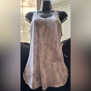 Lucy gray/white tank